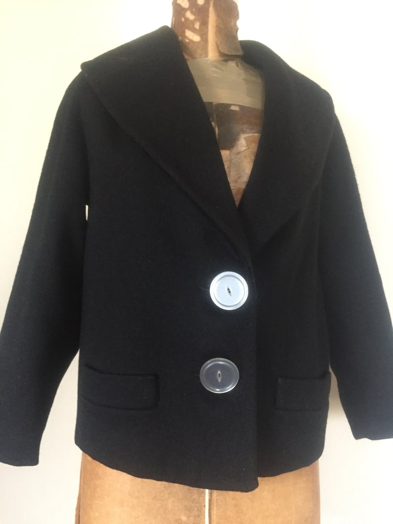 1960s WOOL Blazer Black Oversized Collar and Buttons Size Medium Large Mod Mad Men Era Vintage