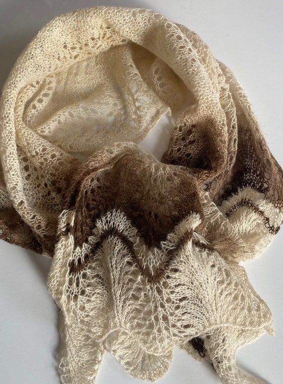 WOOL Shawl Scarf Lace Knitted Off-White Creme Brow