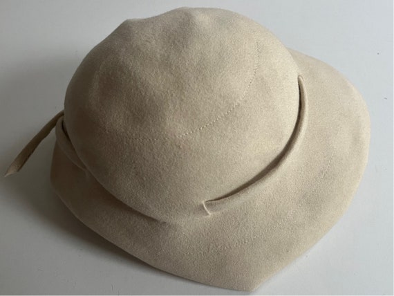 WOOL Felted Hat Winter White 1960s German Origin … - image 10