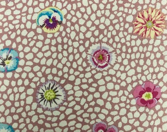 Kaffe Fassett - Flor de Guinea - Rowan Westminster Fibers - Tela retirada/fuera de uso