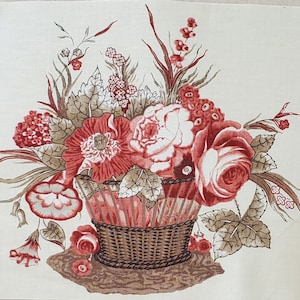 Panier de Fleurs Medallion by French General for Moda