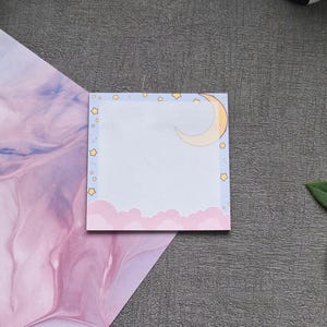 Notas adhesivas de luna y estrellas en tonos pastel celestiales