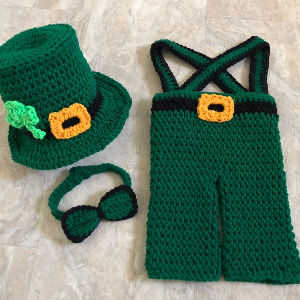 Baby Leprechaun Pants or Shorts Outfit, Leprechaun Top Hat & Bow Tie, Baby St Patrick's Day Costume, Baby Irish Leprechaun Photo Prop Outfit