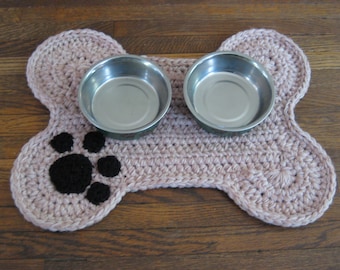 Crochet PATTERN - Dog Bone Pet Placemat, Dog Mat with Paw Print, Pet Food Water Bowl Placemat, Pet Dog Crate Mat, Bone Shaped Rug Mat