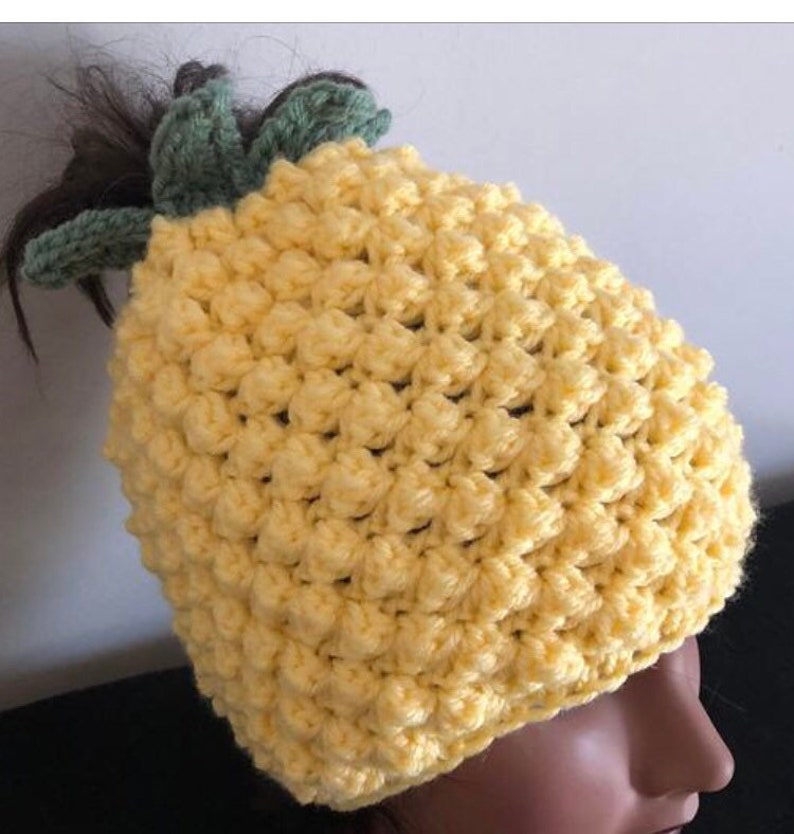 Crochet PATTERN Pineapple Messy Bun 