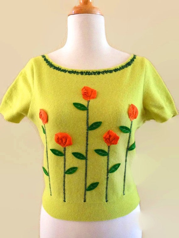 Moschino Bright Green Cropped Sweater Vintage Desi
