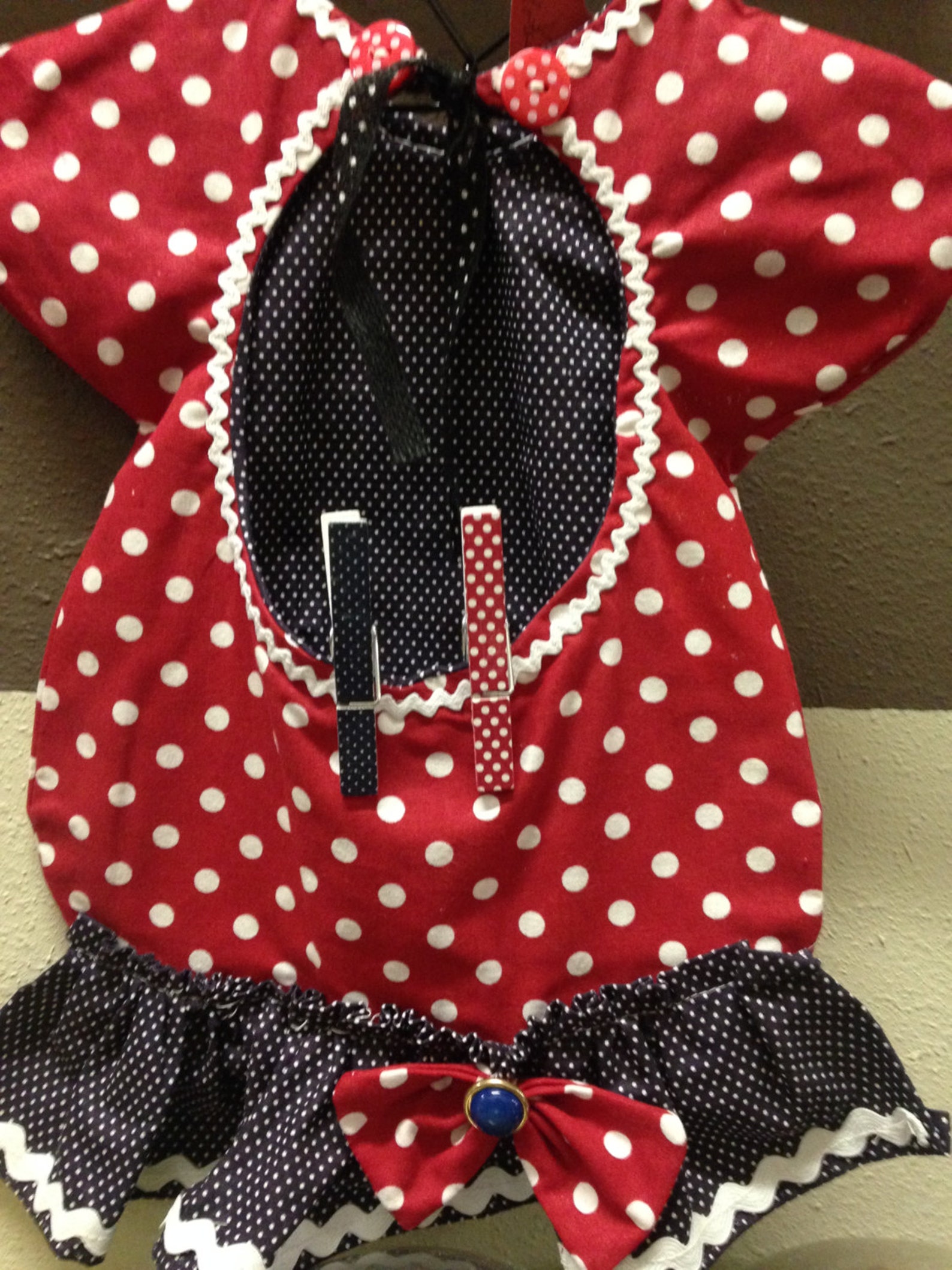 Clothes Pin Bag Made Vintage Style to Look Like a Cute Little Etsy