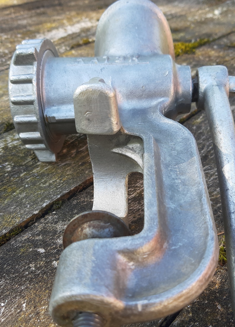 Vintage Meat Grinder Table Top Mincer Old Metal Manual Etsy