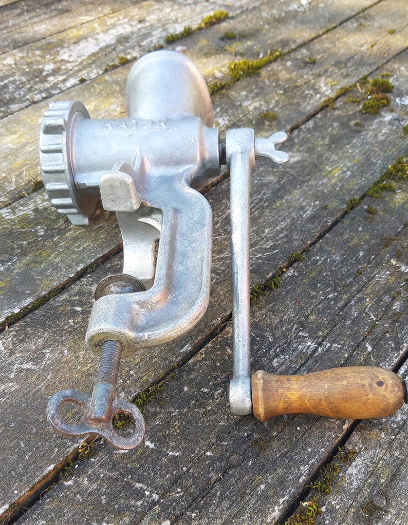 Vintage Meat Grinder Table Top Mincer Old Metal Manual Etsy