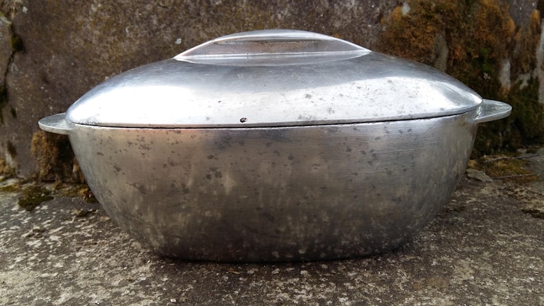 Vintage horno antiguo olla de hierro fundido de hierro de | Etsy