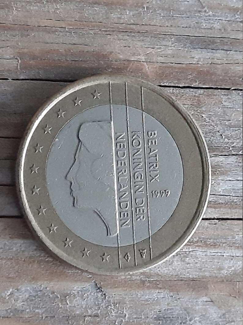 Vintage Netherlands 1  Euro  Coin 1999 very first year of 