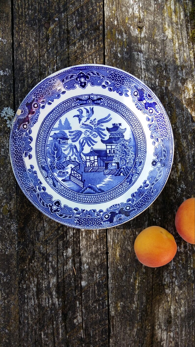 Antique blue Willow pattern plate vintage Willow design Etsy