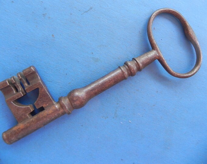 Large Antique Iron Skeleton Key. Intricate Complex Bit. Old & Etsy