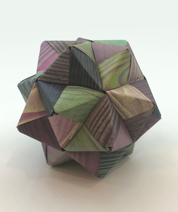 Woodgrain Origami Kunst Objekt Stiefel | Faltanleitungen | Origami Kunst
