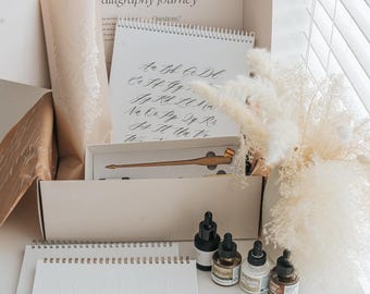 Ultimate Calligraphy Starter Kit, Beginner-Friendly Calligrapher Starter Kit, Modern Calligraphy Bundle, Dip Pens Set, Pen Nibs and Ink Set