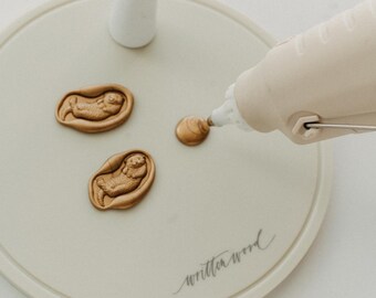 Ivory Round Silicone Wax Seal Mat | Non Stick Wax Sealing Pad | Calligraphy & Stationery Desk Accessory