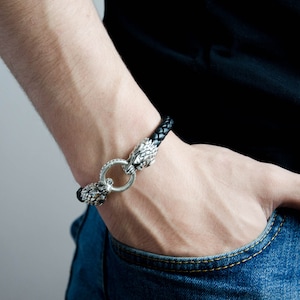 Mens Wolf Silver Bracelet, Wolves Armband, Man Leather Bracelet, Personalized Bracelet, Valentines Day Gift Boyfriend