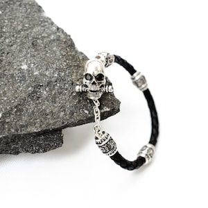 Silver Skull Bracelet Man, Gothic Bracelet Mens, Leather Bracelet with Sterling Silver Skulls, Heavy Silver Bracelet, Boyfriend Gift