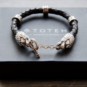 Wolf Bracelet Silver Man, Wolf Head Wristband, Christmas Gift, Silver and Leather Bracelet Man, Unique gift for man