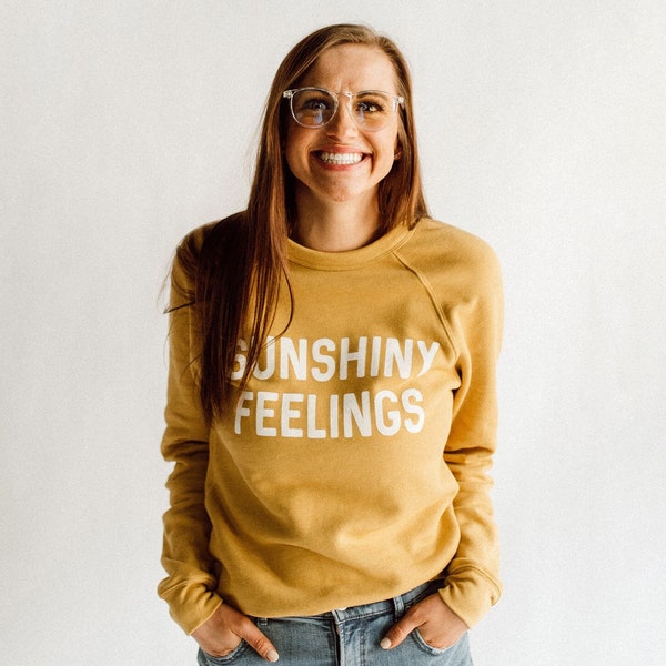 Sunshiny Feelings Fleece Sweatshirt - Size XL. Sunshine and Good Feelings. Good Vibes Tee. Choose Joy. Unisex Raglan Sweatshirt.