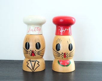 Vintage Kitschy Cat Face Wood Salt and Pepper Shakers, Salty and Peppy