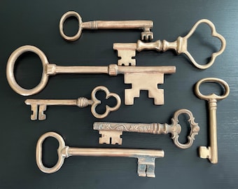 Large Vintage Metal Skeleton Key Wall Decor