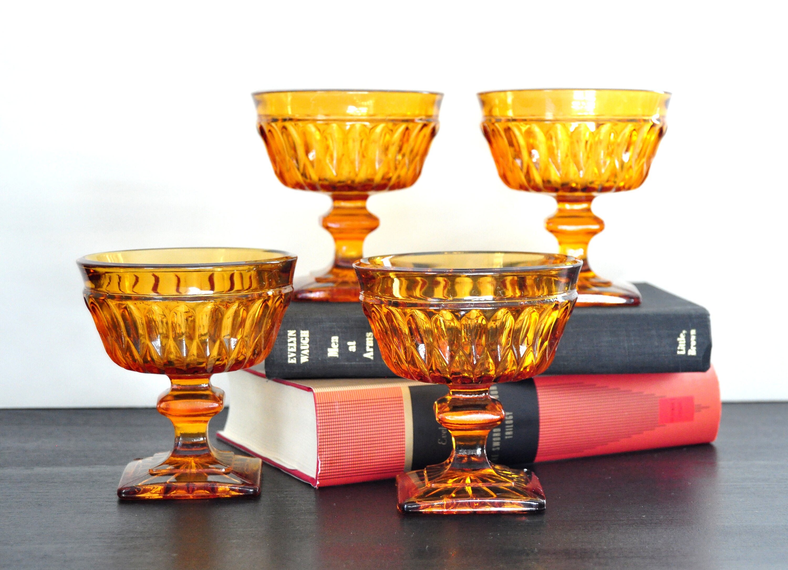 Vintage Amber Verre Socle Plats