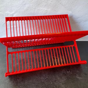 Vintage Red Plastic Dish Drainer by Ingrid Chciago