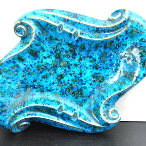 Funky Vintage Atlantic Mold Ash Tray