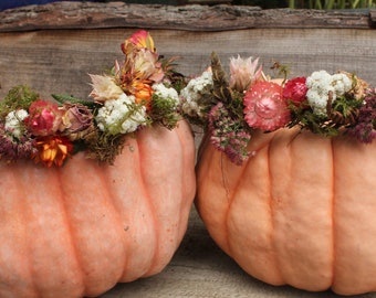 custom flower girl crown, dried flower crown, autumn flower girl, autumn flower crown, rust orange flower girl crown, strawflower crown, eco