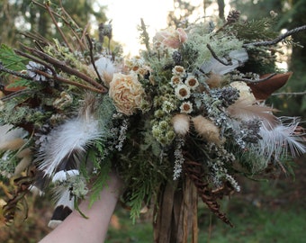 dried flower bouquet, bald eagle bouquet, dried bridal bouquet, mountain bouquet, eagle feather bouquet, neutral bouquet, woodland bouquet