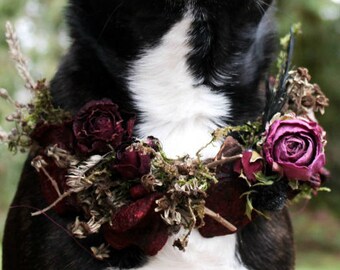 Custom wedding dog collar, wedding dog flower wreath, red dried flower dog wreath, dark purple dog flower collar, burgundy dog flower wreath