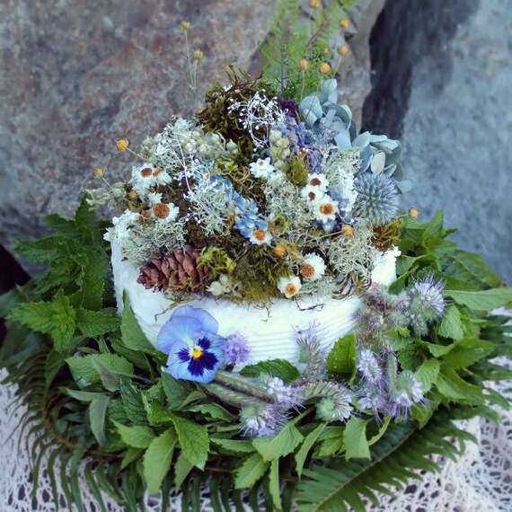 Custom Cake Topper Moss Cake Topper Moss Ring Pillow Etsy