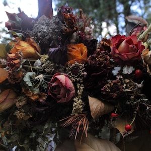 dried flower bouquet, dark purple bouquet, dark wine bouquet, burgundy bouquet, jewel tones, elope, seedpod bouquet, rust, thistle bouquet