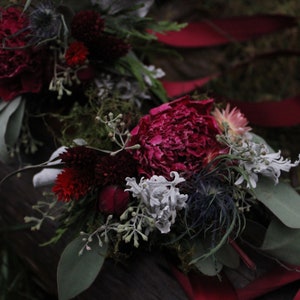 custom dried flower corsage, christmas corsage, christmas flowers, christmas wedding flowers, christmas elopement flowers, red wrist corsage