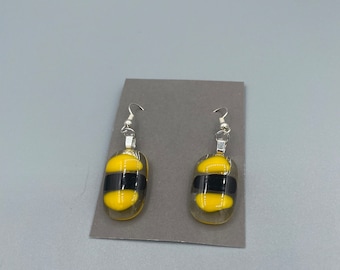 Bumblebee earrings/yellow and black earrings/bumblebee dangly earrings/lightweight bumblebee earrings/glass bumblebee earrings/bee earrings