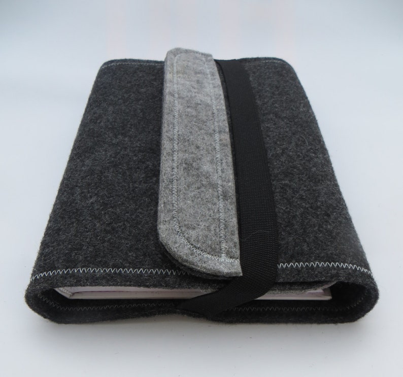 Felt book cover / book case, grey, useful when traveling image 1