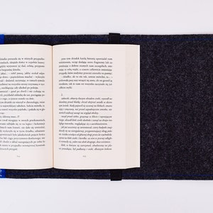 Felt book cover / book case grey and blue, useful when traveling image 5