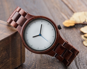 Reloj de madera de sándalo rojo grabado, regalo de aniversario personalizado