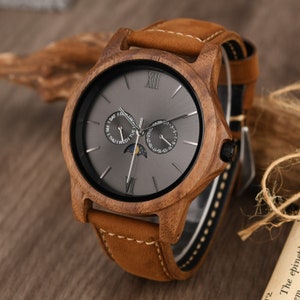 Montre en bois, montre pour homme personnalisée, montre en noyer avec bracelet en cuir, montre d'anniversaire pour lui, phase de lune image 1