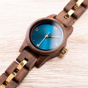 Reloj de madera para mujer, ideal para esposa e hija, reloj de madera grabado, regalo de aniversario para ella, regalo para mamá, regalo de Navidad.