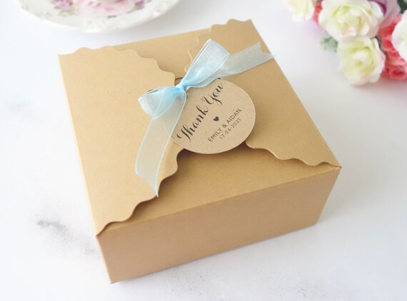 Read description for sizes 10/20 Blue Favour Boxes  Choice of style Weddings 