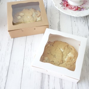 36x Cookie Display Boxes (10x10x3cm) with Window - Small Gift Boxes - White/Brown - Wedding Cake Bomboniere Box - Macaron Box - Party Favor