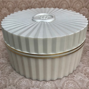 1980s Large Vintage, Giorgio Beverly Hills, Extraordinary Dusting Powder Box & Puff