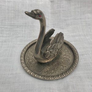 Midcentury Swan Ring Holder, Vintage Zinc Alloy Silver, Vanity Table Decor image 7