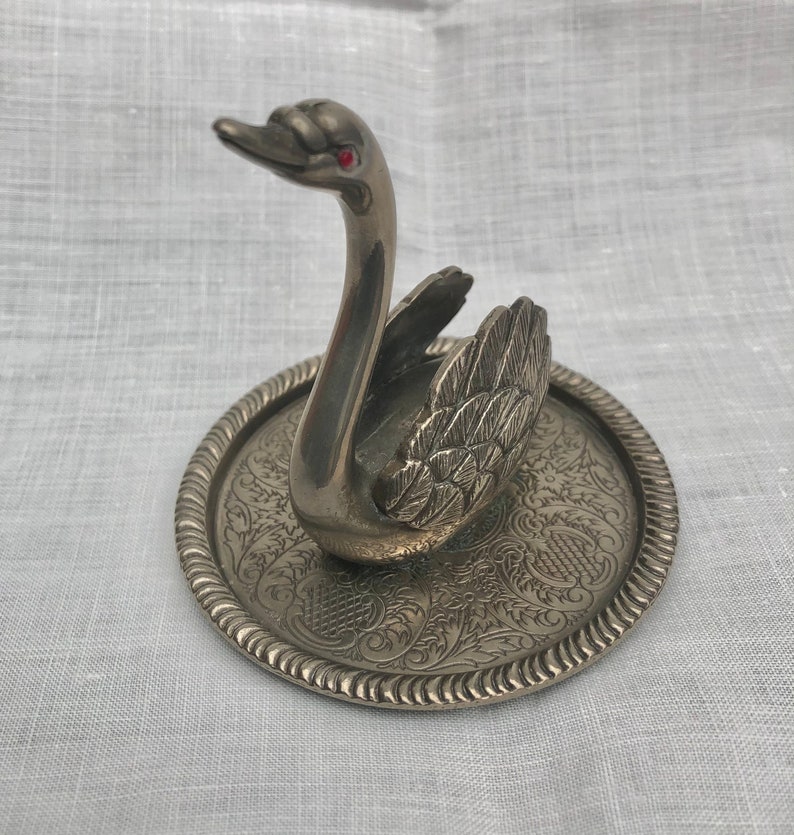 Midcentury Swan Ring Holder, Vintage Zinc Alloy Silver, Vanity Table Decor image 7