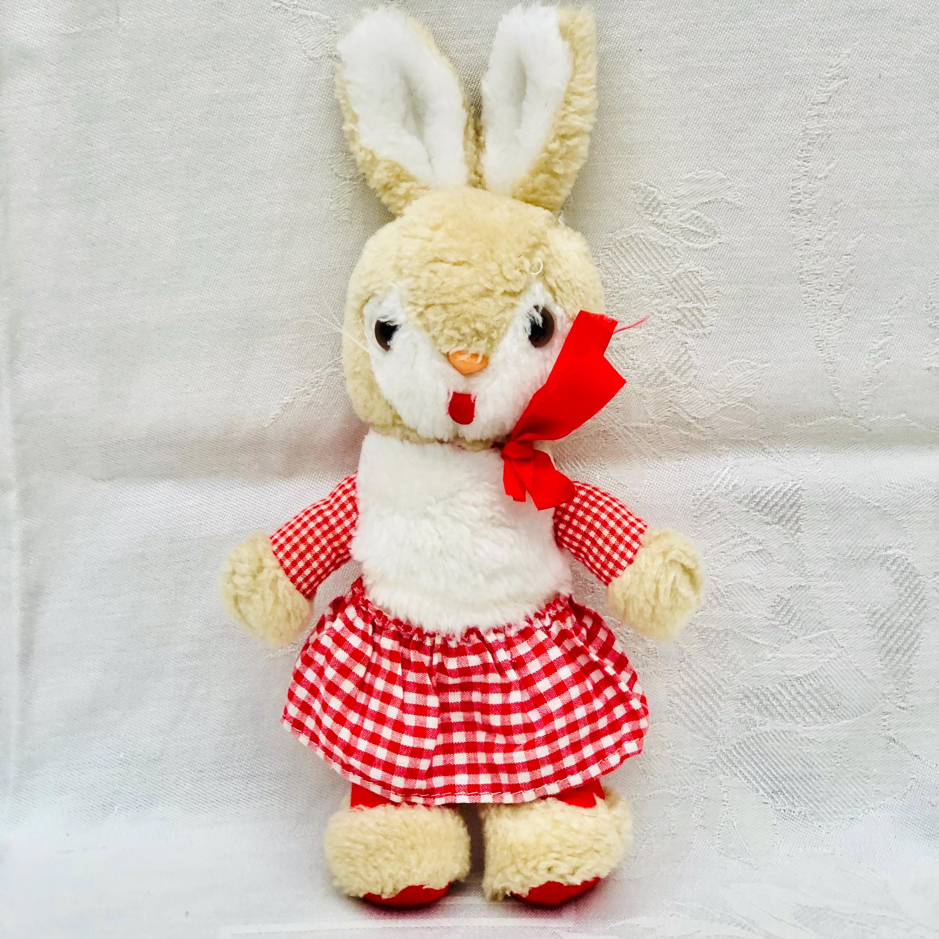 ぬいぐるみ vintage rabbit with ribbon il_fullxfull.6687822217_a4ua.jpg