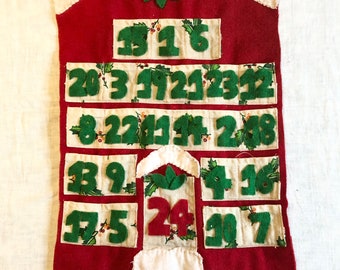 Adorable Vintage Handmade Xmas Advent Calendar 1940s