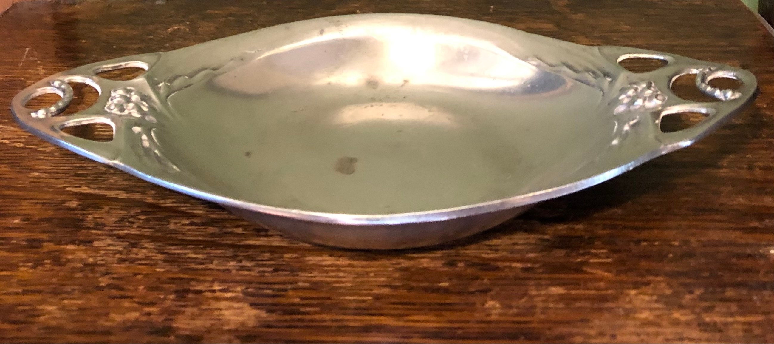 アールヌーボー ピューター ピン トレイ アンティーク ピューター ピン