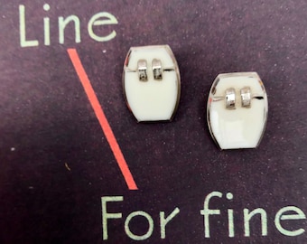 Vintage Art Deco Novelty White Glass Buttons X 2
